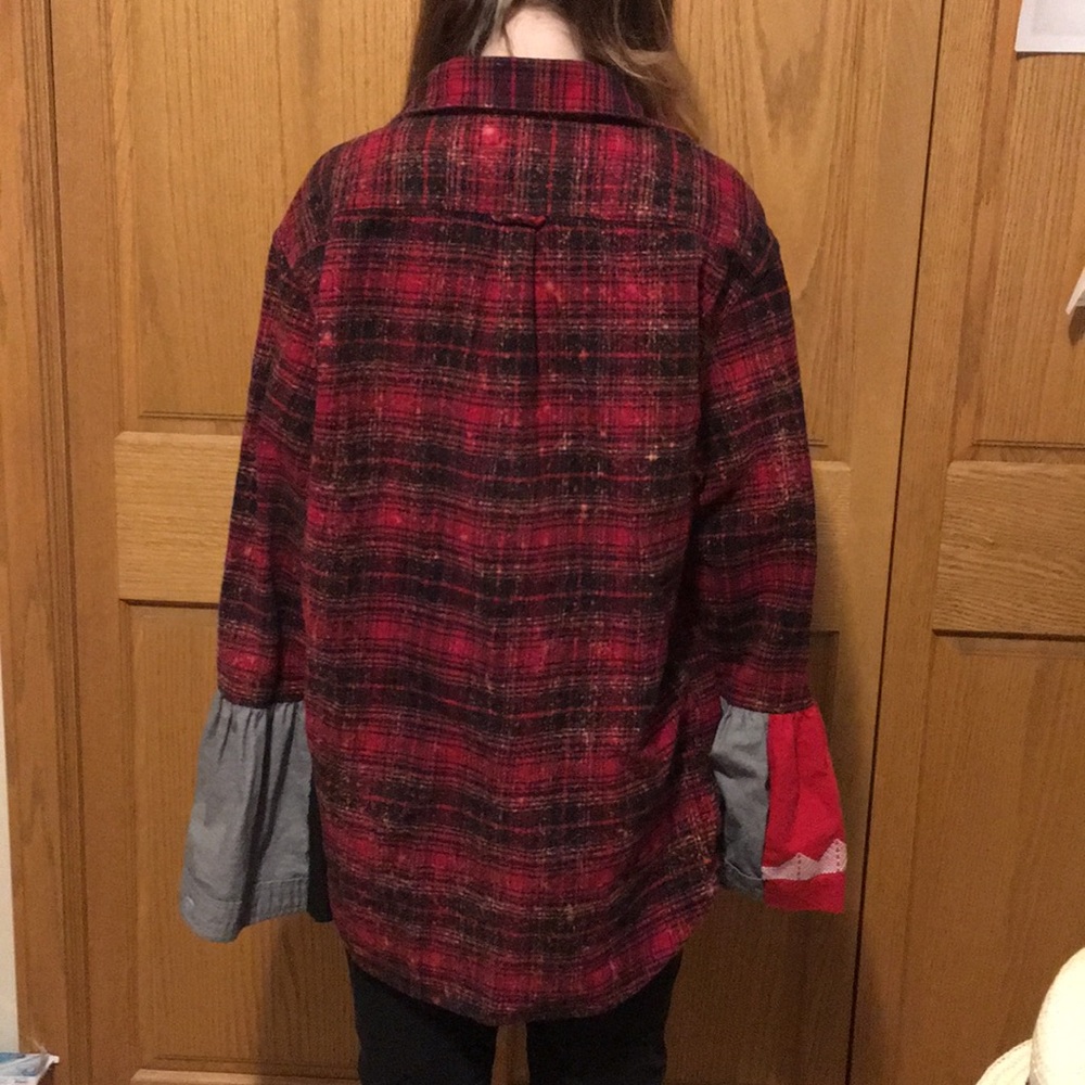 Unique Flannel - Picture 2 of 5
